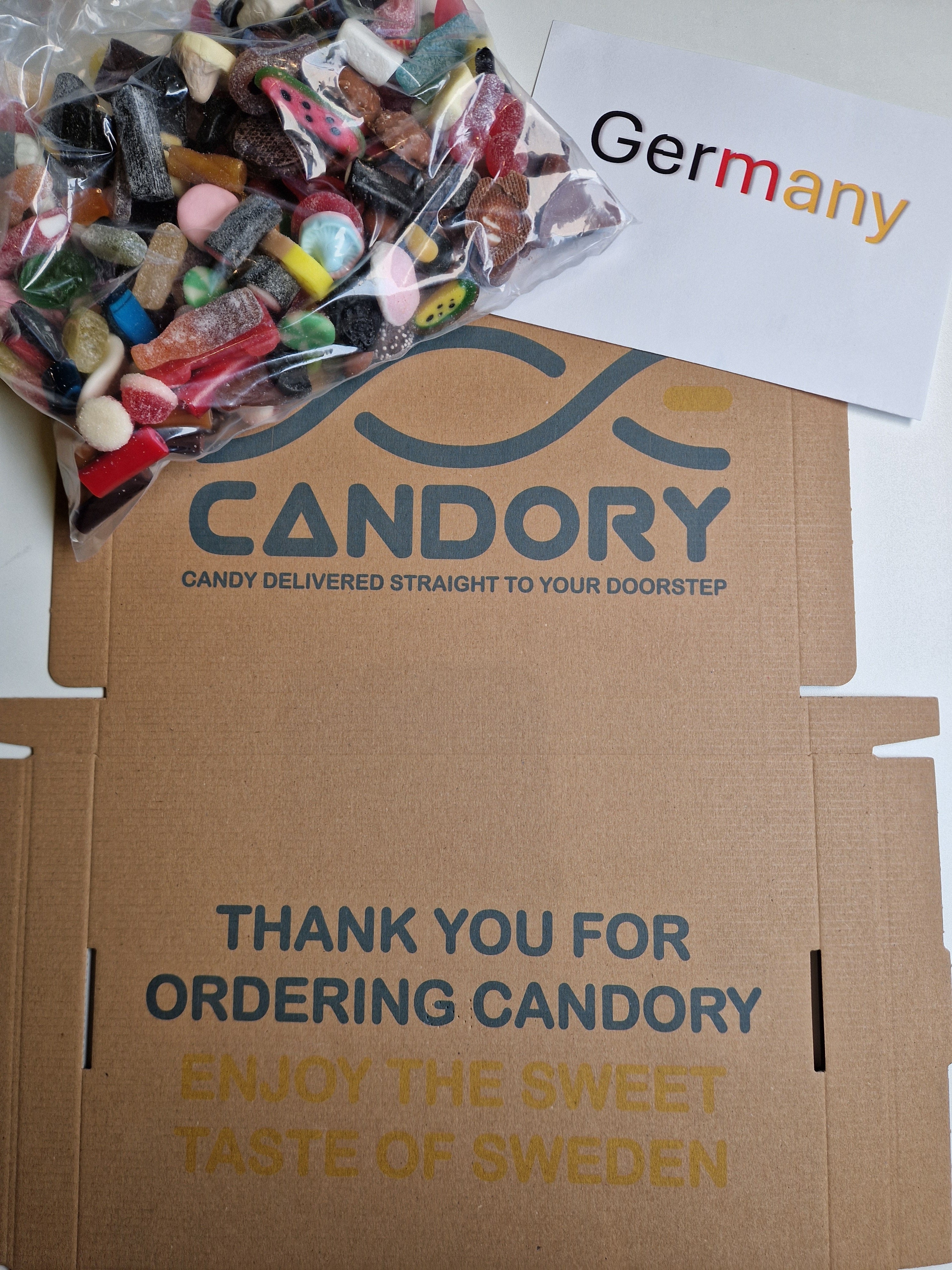 Enjoy the best of Swedish candy with Candory.se